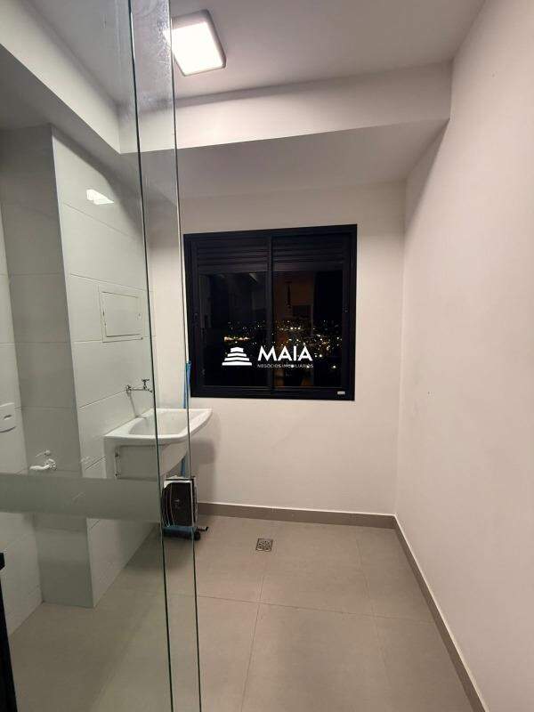 Apartamento para aluguel no Parque do Mirante: 