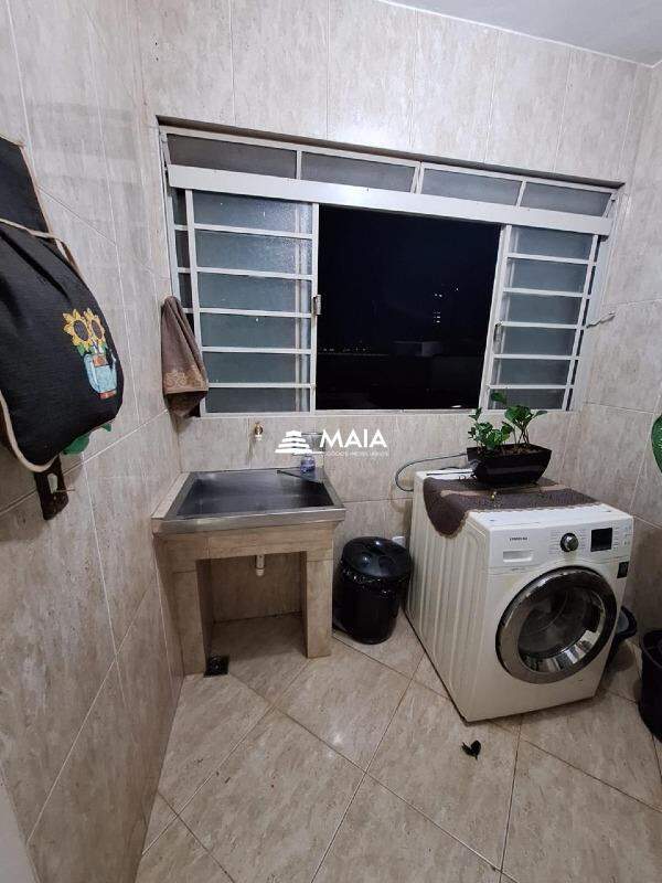 Apartamento à venda no Irmãos Soares: 