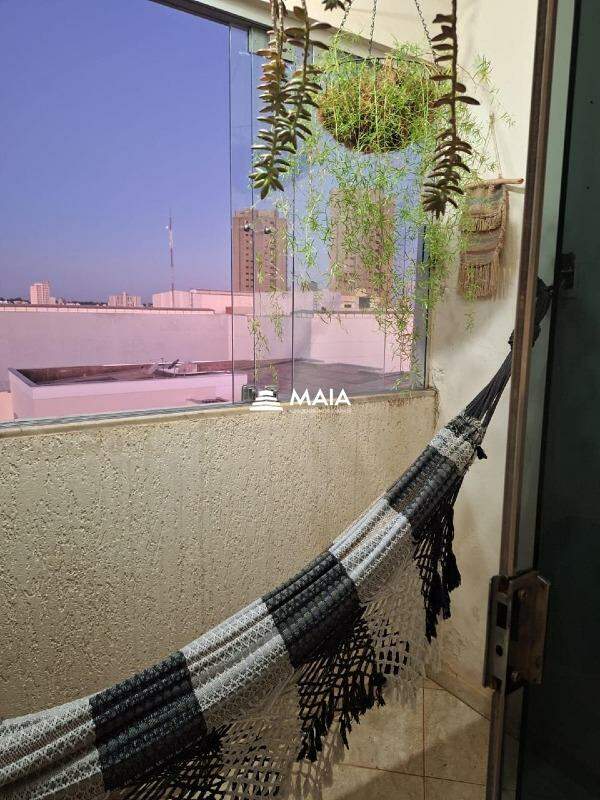 Apartamento à venda no Irmãos Soares: 