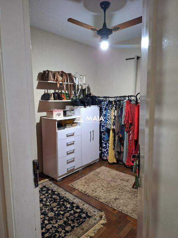 Apartamento à venda no Irmãos Soares: 