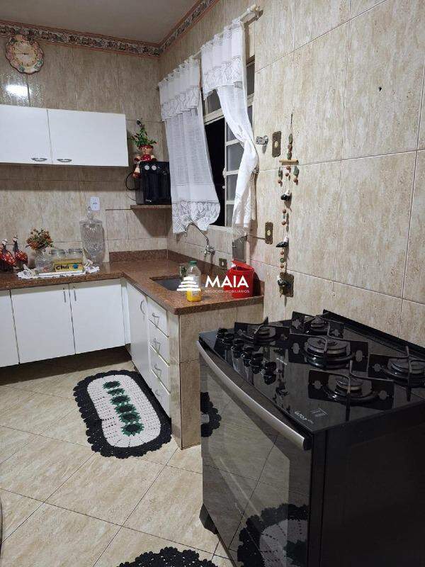 Apartamento à venda no Irmãos Soares: 