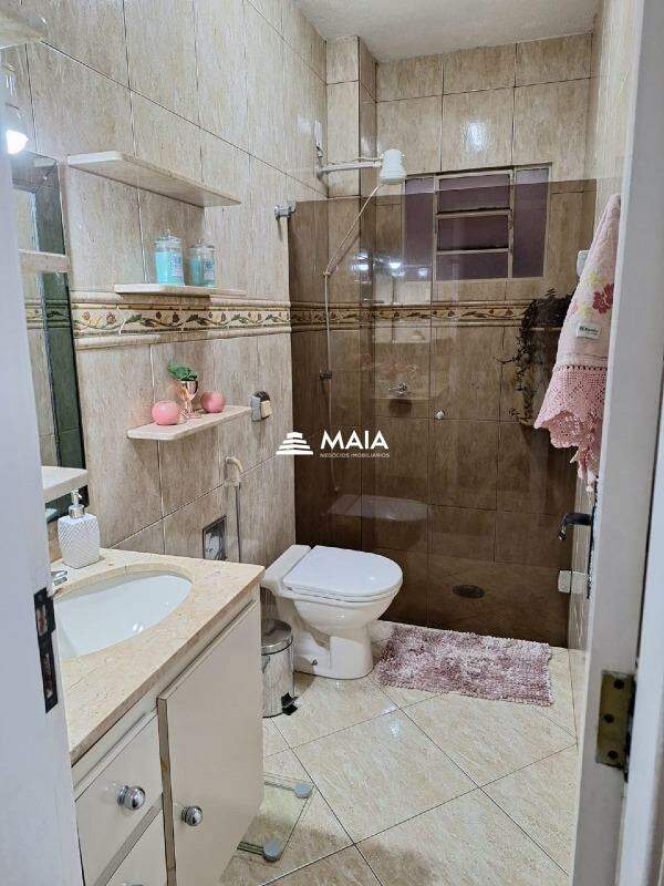 Apartamento à venda no Irmãos Soares: 