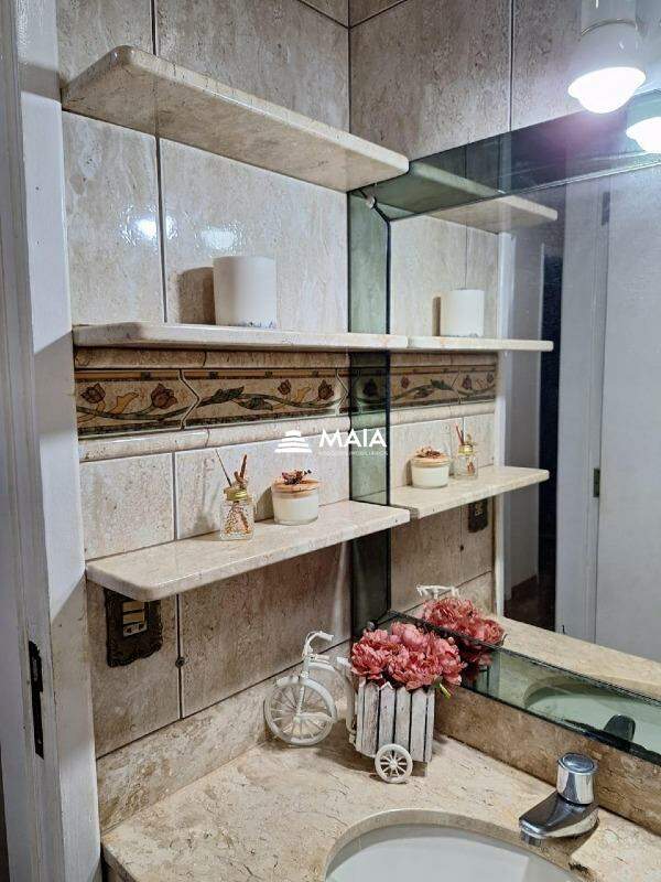 Apartamento à venda no Irmãos Soares: 