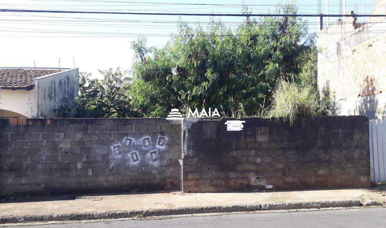 Terreno/Área à venda no Vila Alvorada: 