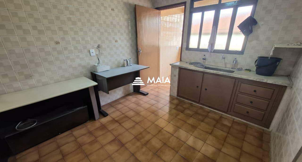Apartamento para aluguel no Centro: 