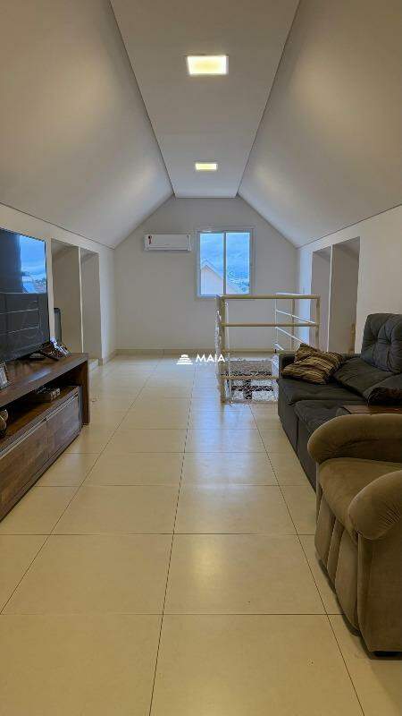 Casa de Condomínio para aluguel no Ayat, Club Residence: 