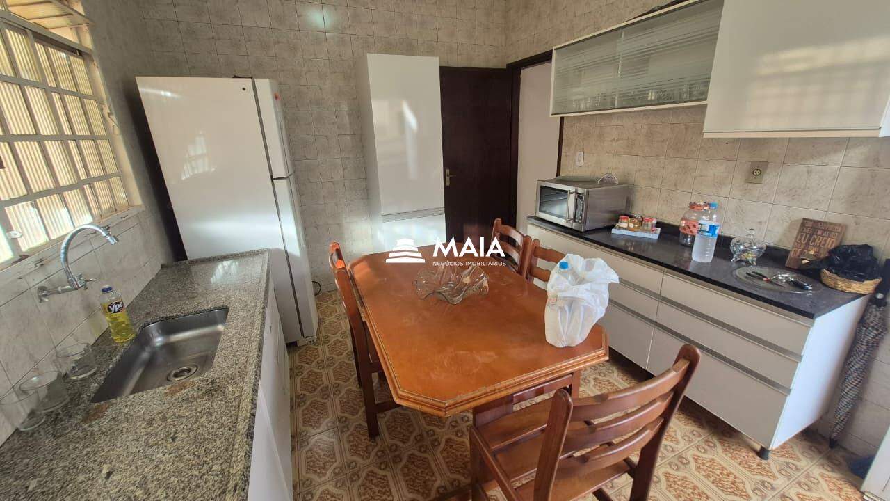 Casa à venda no Residencial Presidente Tancredo Neves: 