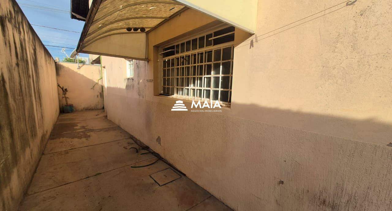 Casa à venda no Residencial Presidente Tancredo Neves: 