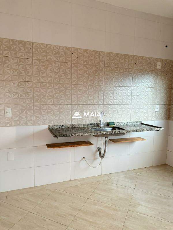 Casa para aluguel no BeijaFlor II: 