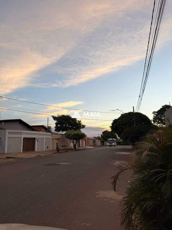 Casa para aluguel no BeijaFlor II: 