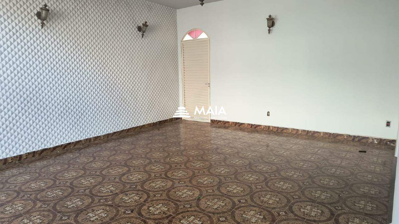 Casa à venda no Fabrício: 