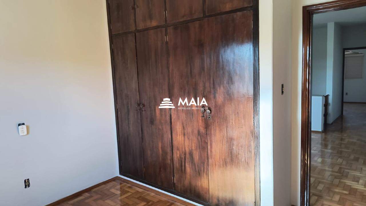Casa à venda no Fabrício: 