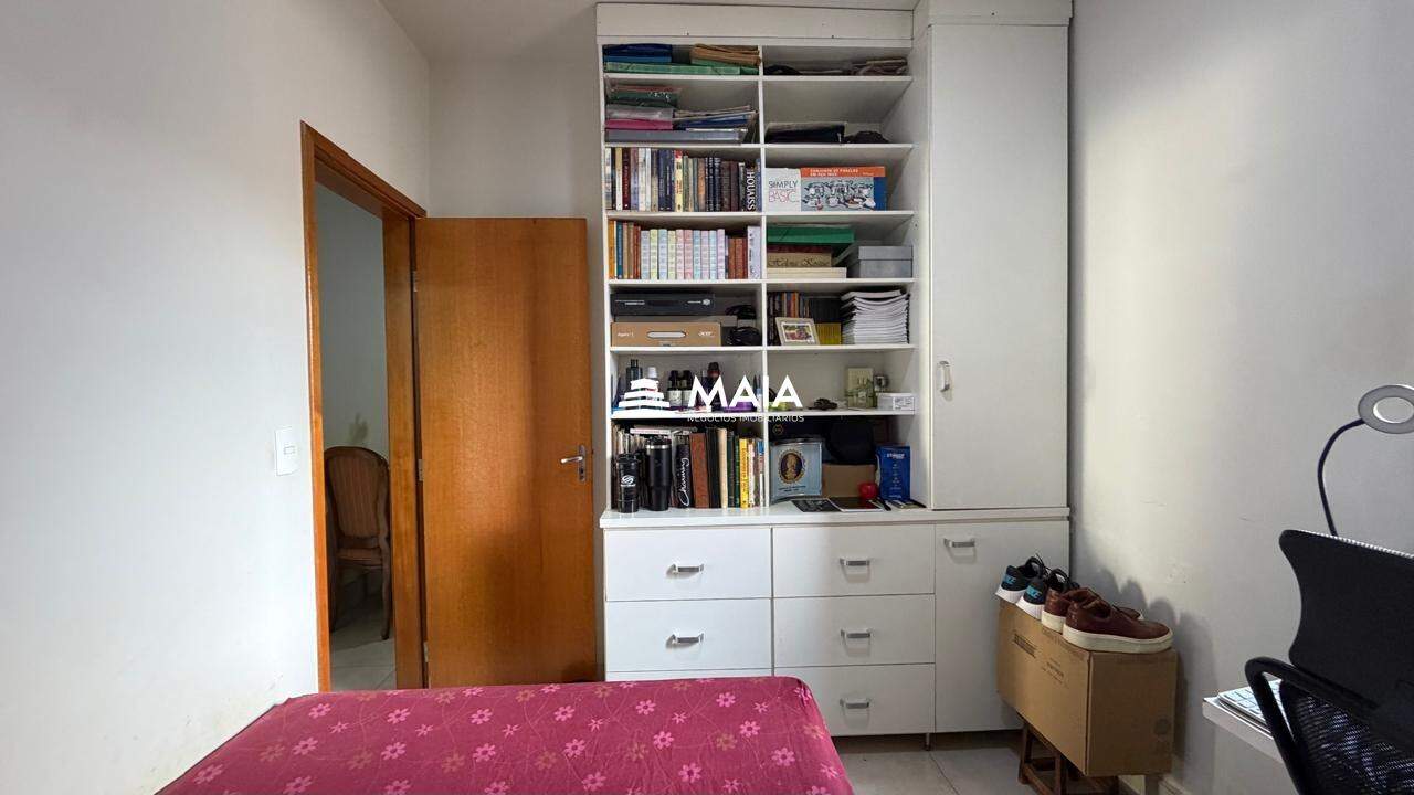 Apartamento à venda no Universitário: 