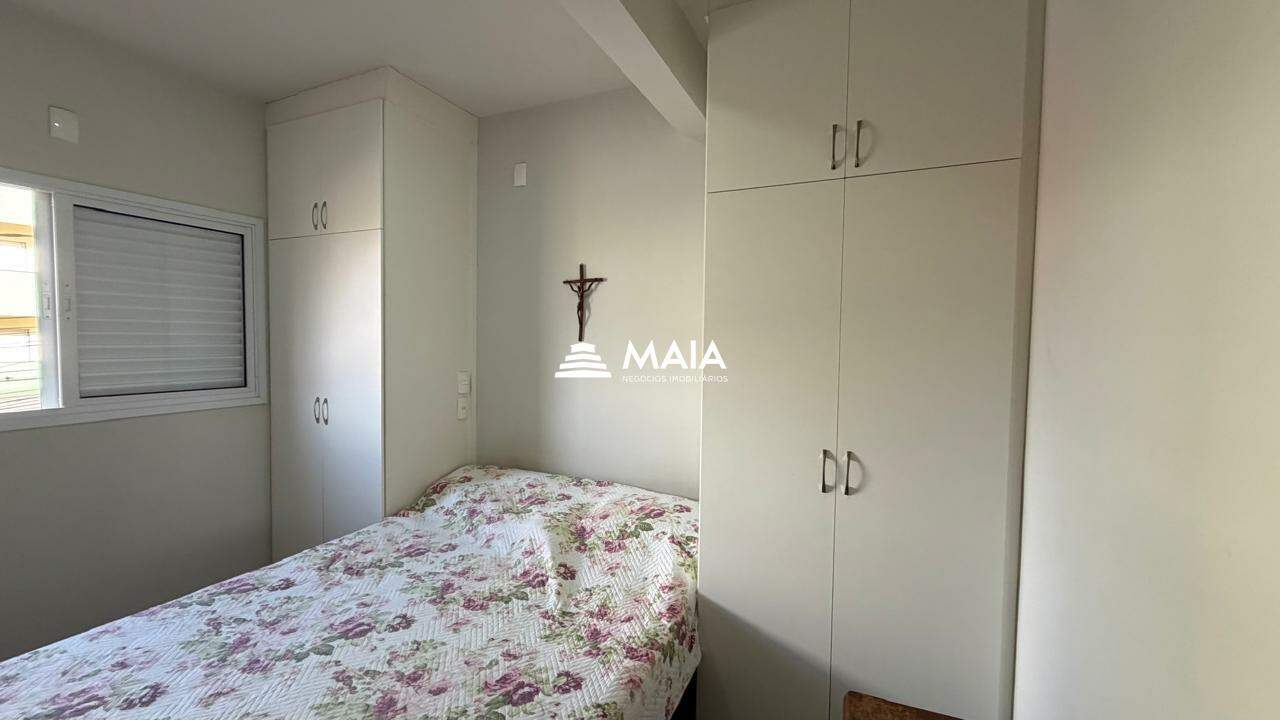 Apartamento à venda no Universitário: 