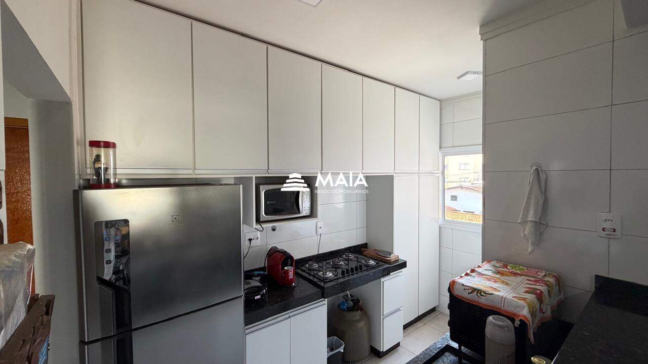 Apartamento à venda no Universitário: 