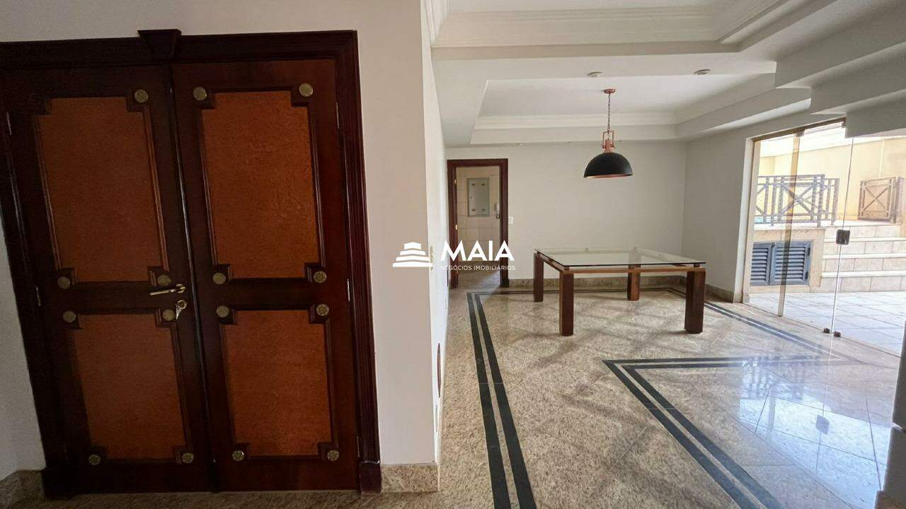 Apartamento para aluguel no Mercês: 
