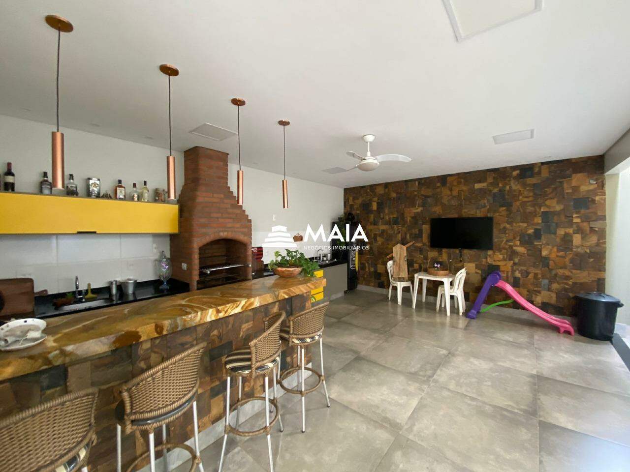 Casa à venda no Jardim Nenê Gomes: 