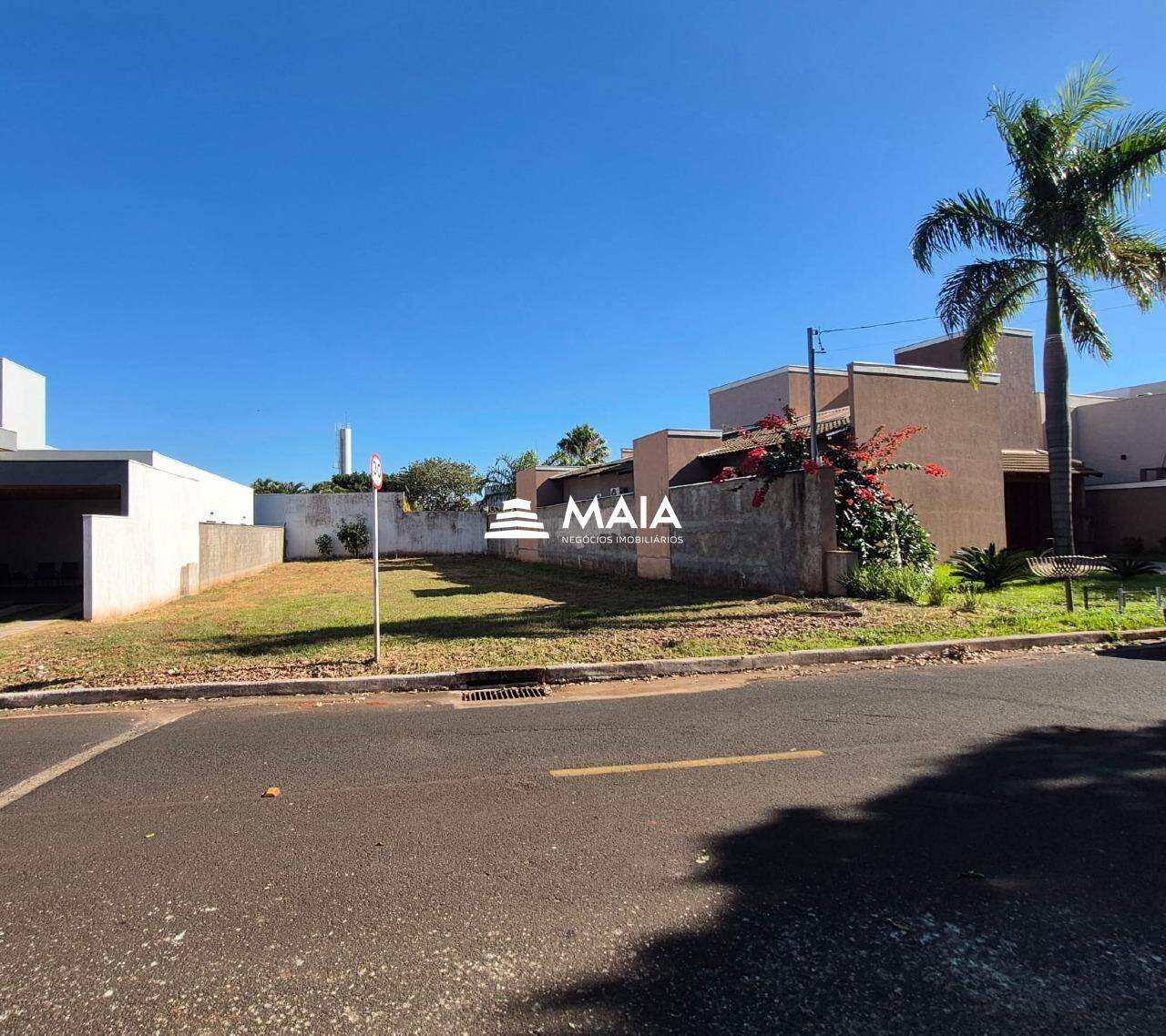 Terreno em Condomínio à venda no Residencial Mário de Almeida Franco: 