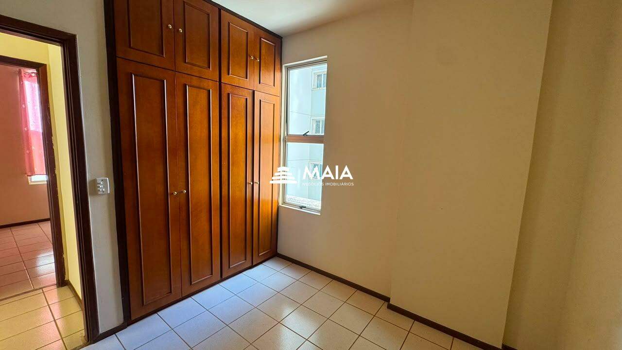 Apartamento à venda no Mercês: 