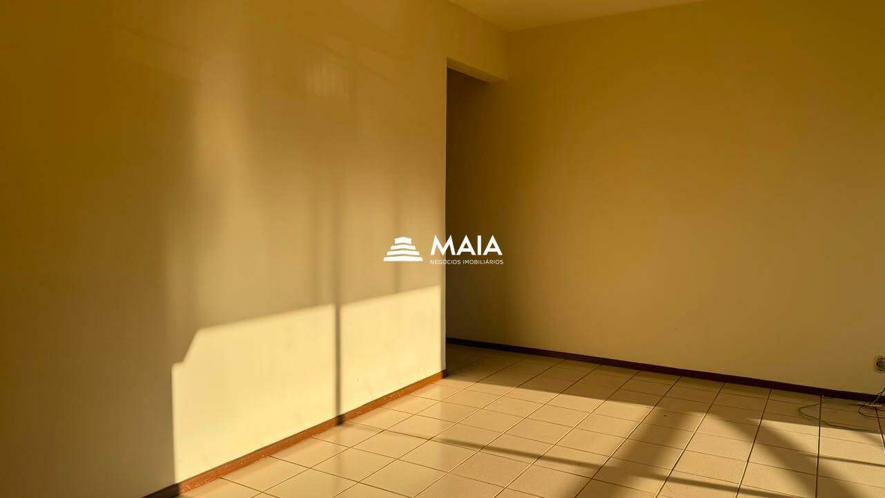 Apartamento à venda no Mercês: 