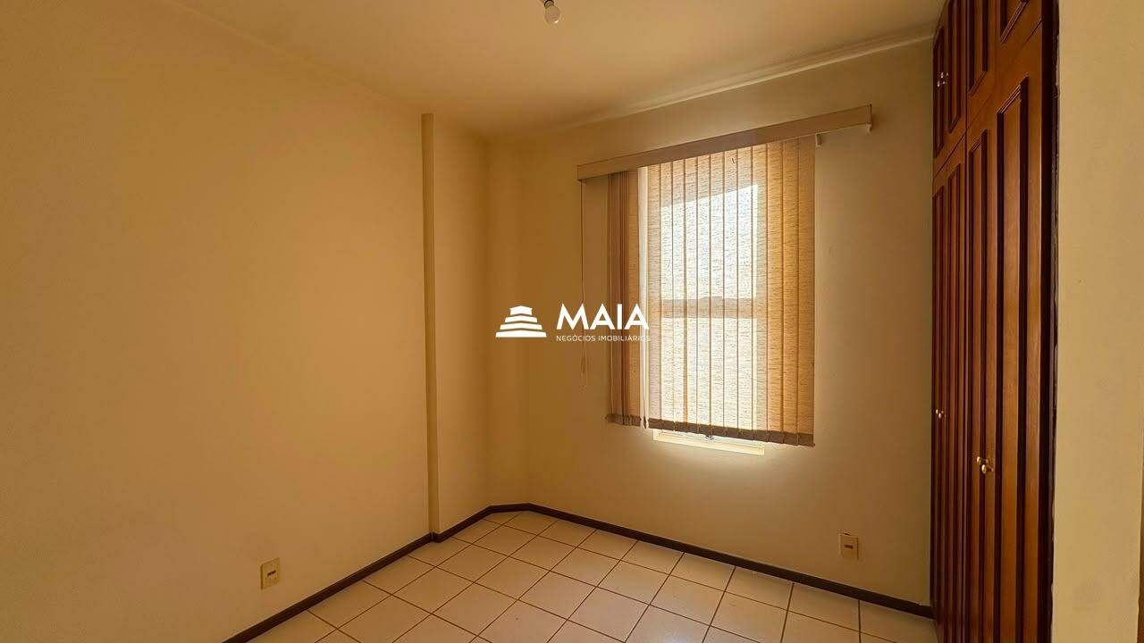 Apartamento à venda no Mercês: 