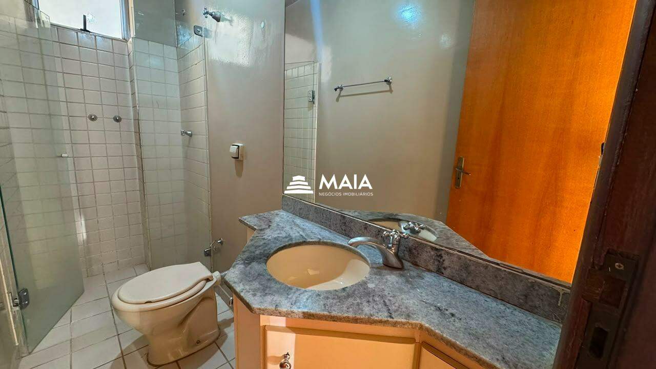 Apartamento à venda no Mercês: 