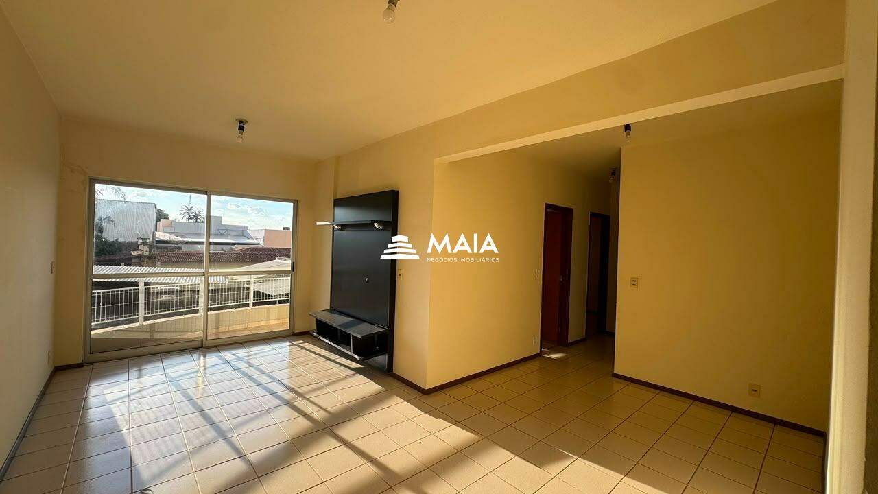 Apartamento à venda no Mercês: 