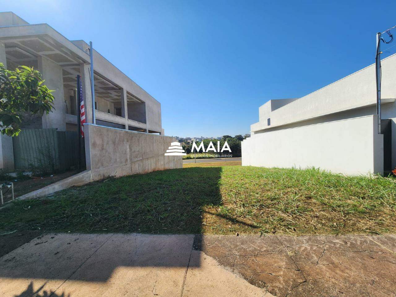 Terreno em Condomínio à venda no Damha III - Res. Uberaba: 