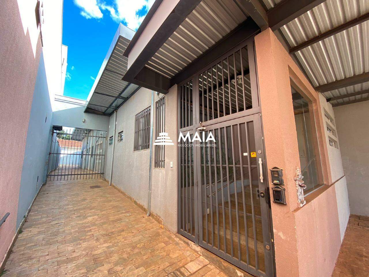 Comercial para alugar no bairro Mercês 