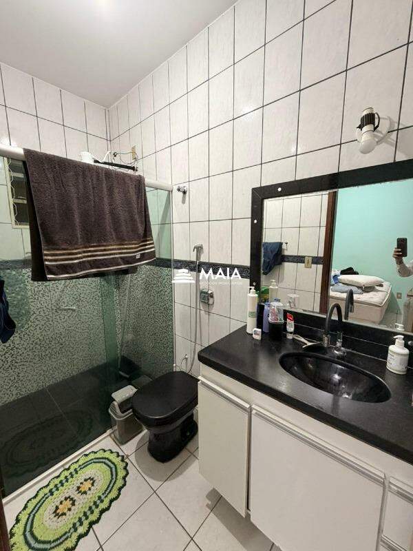 Casa à venda no Jardim Elza Amuí : 