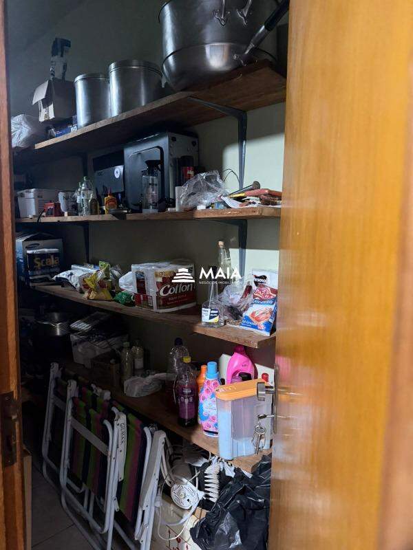 Casa à venda no Jardim Elza Amuí : 