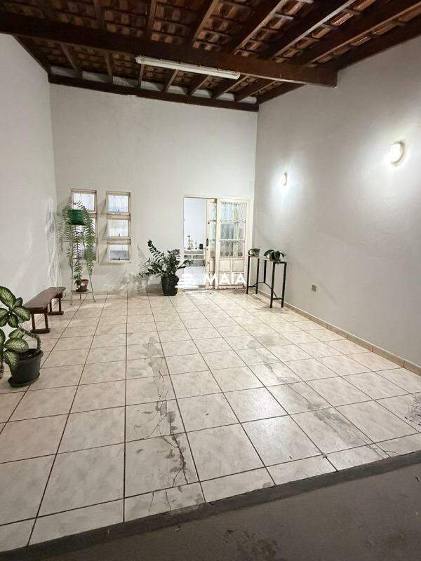 Casa à venda no Jardim Elza Amuí : 