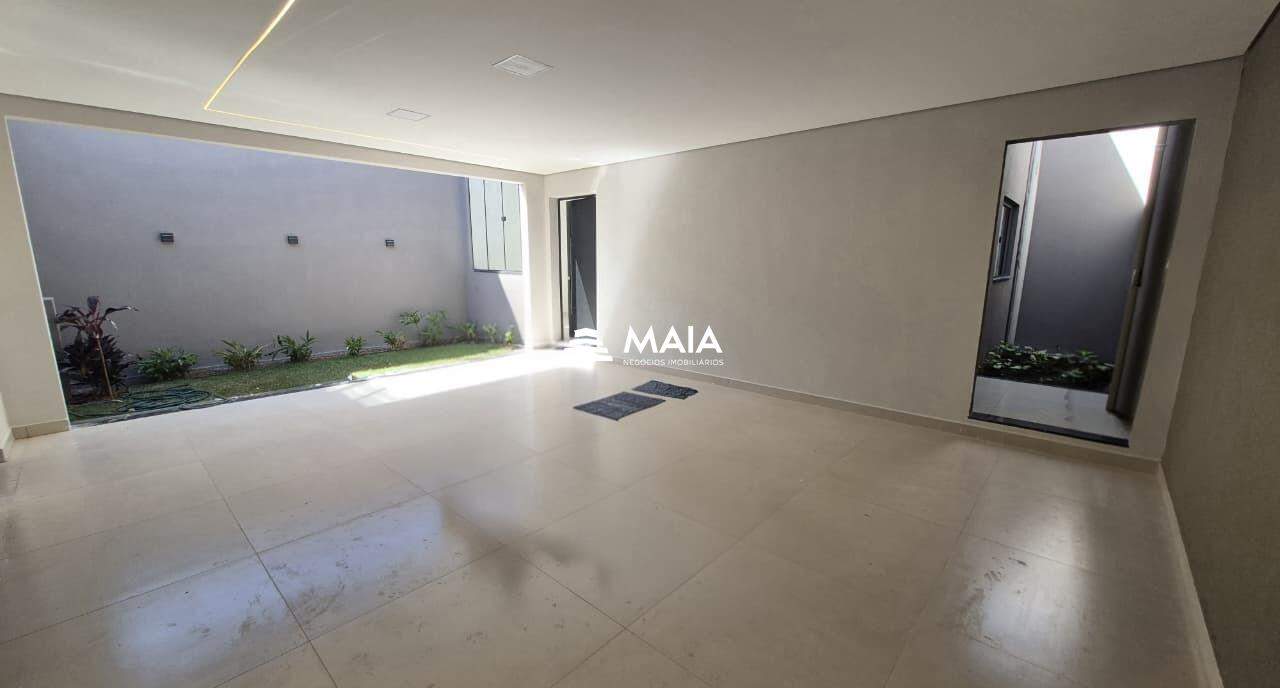 Casa à venda no Jardim Nenê Gomes: 