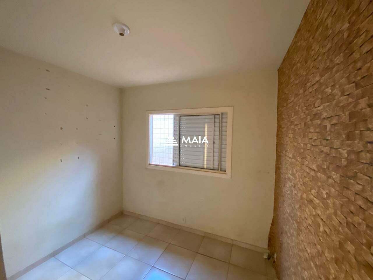 Casa de Condomínio para aluguel no Beija Flor: 