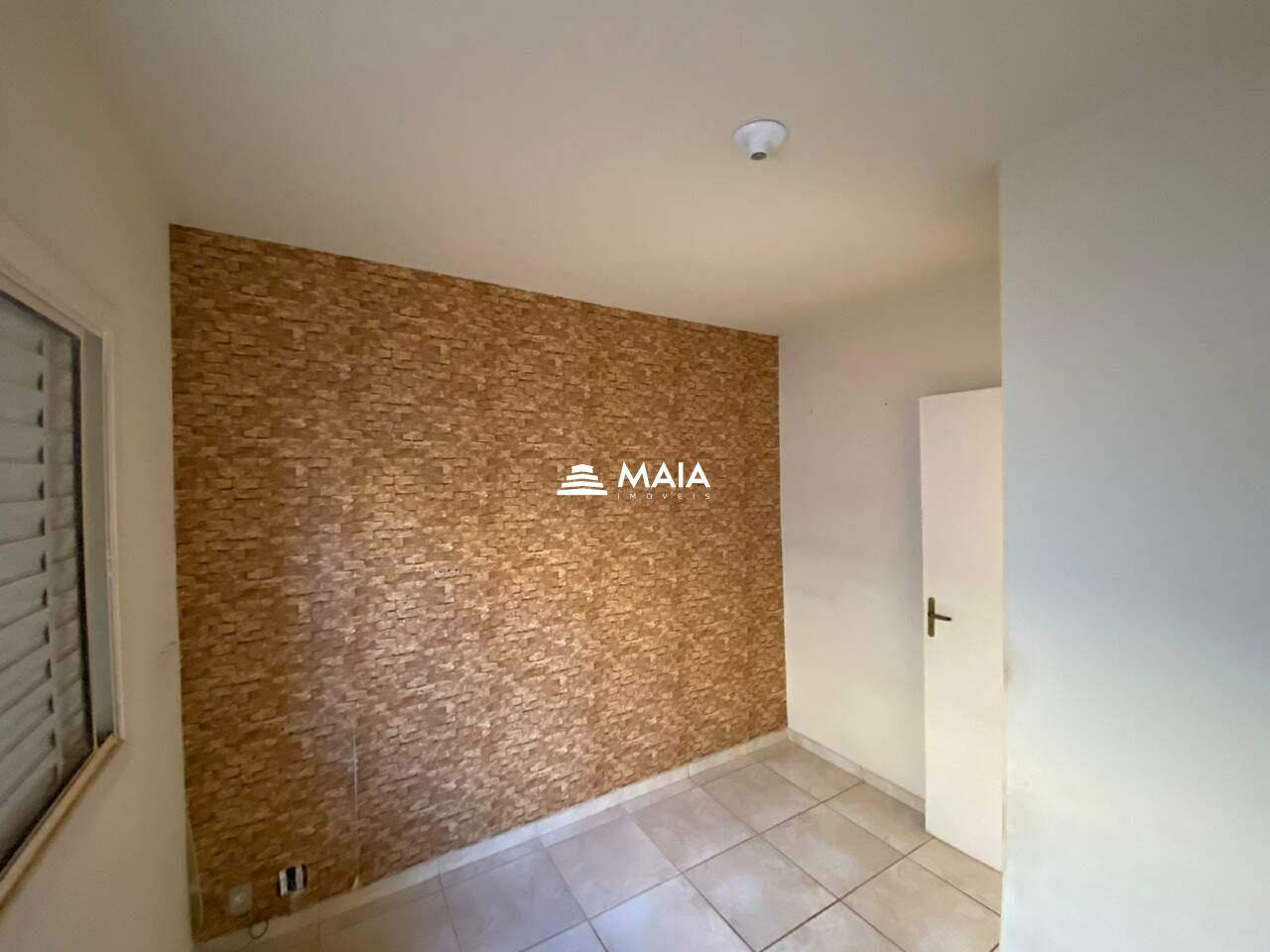 Casa de Condomínio para aluguel no Beija Flor: 