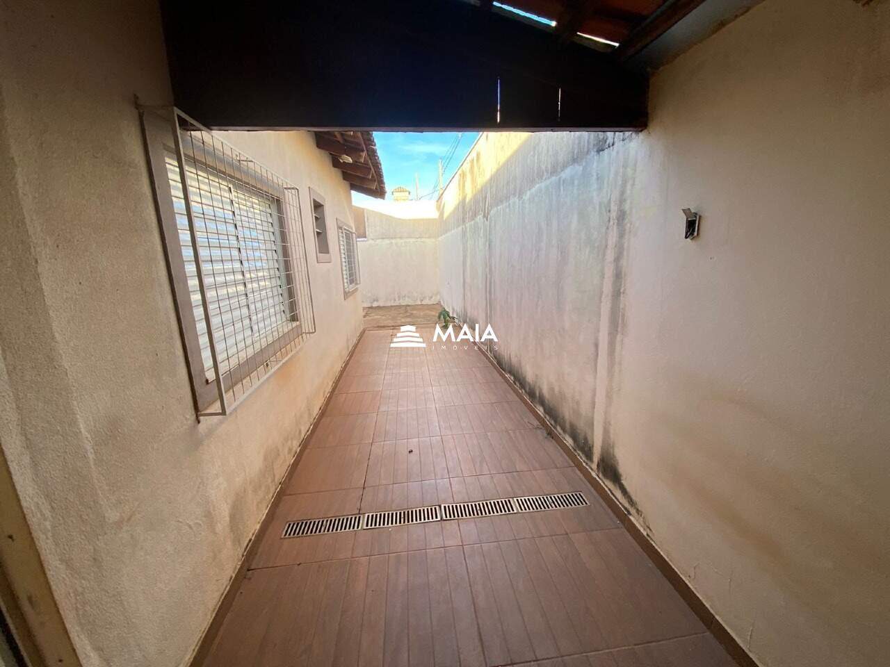 Casa de Condomínio para aluguel no Beija Flor: 
