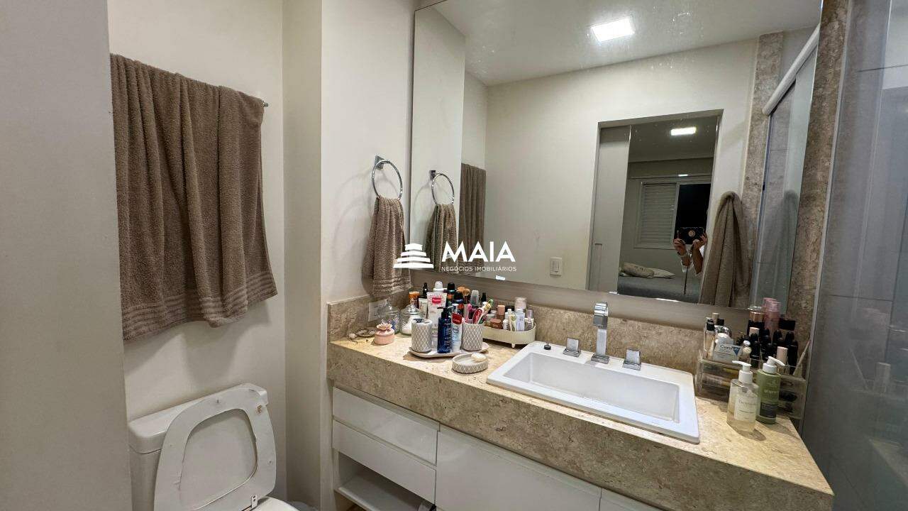 Apartamento para aluguel no Mercês: 