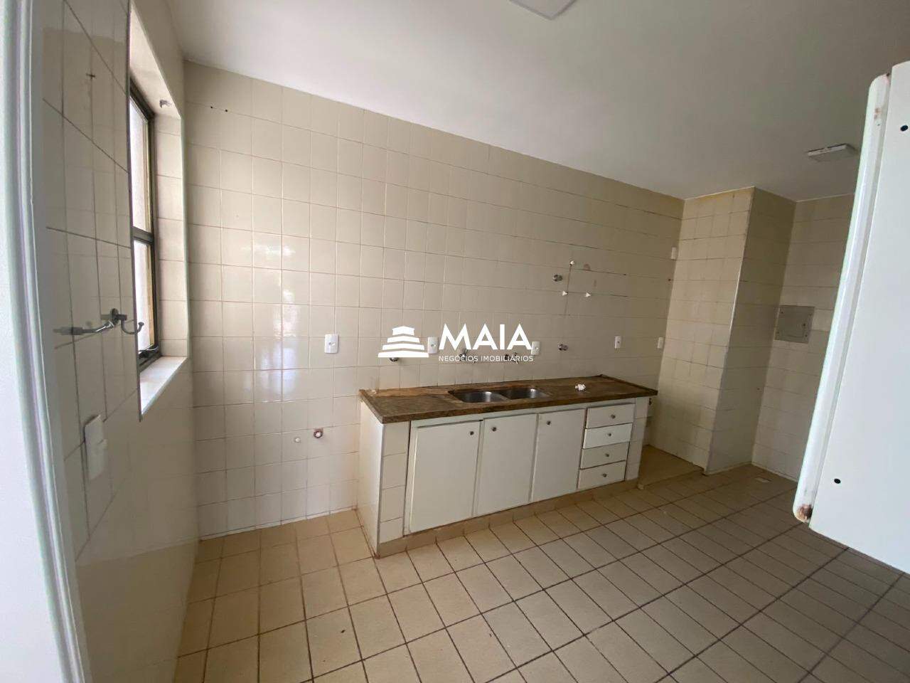 Apartamento para aluguel no Centro: 