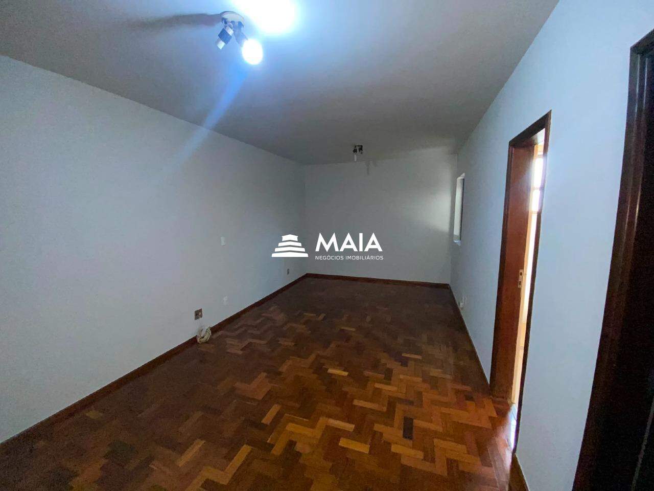 Apartamento para aluguel no Centro: 