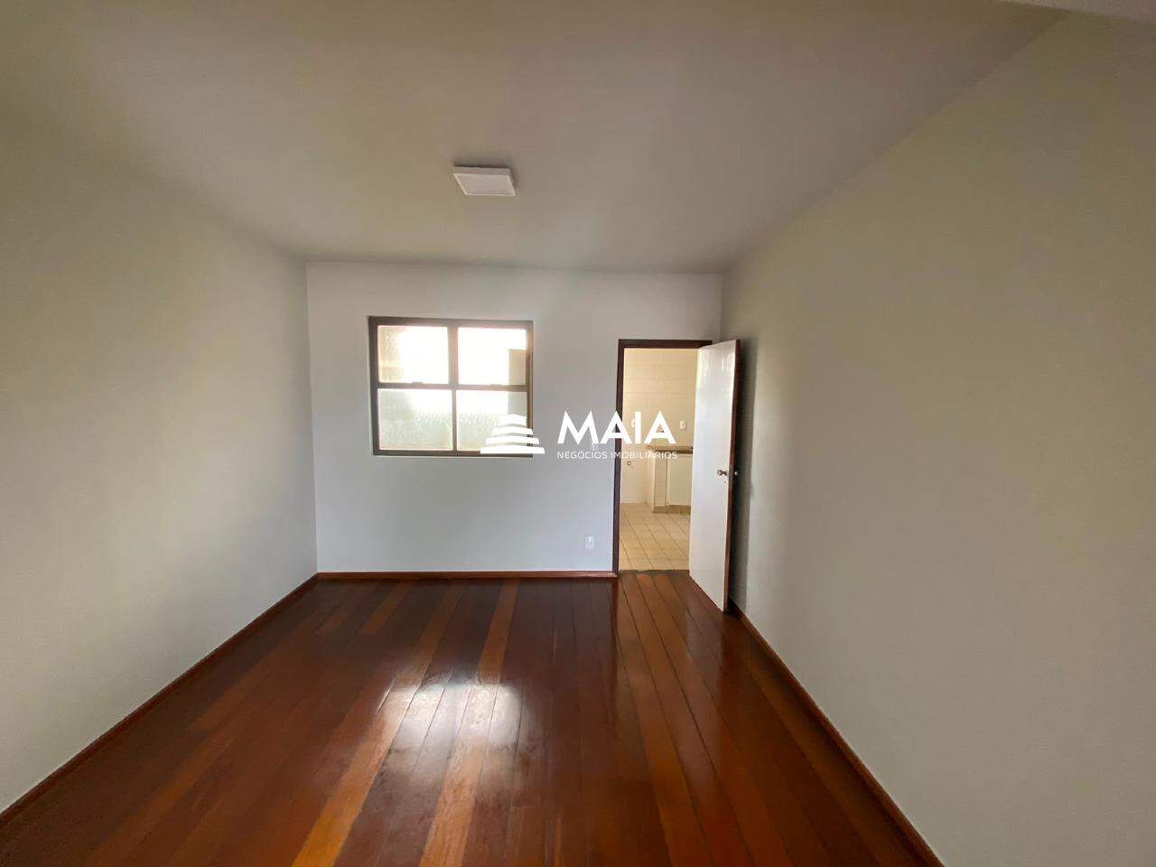 Apartamento para aluguel no Centro: 