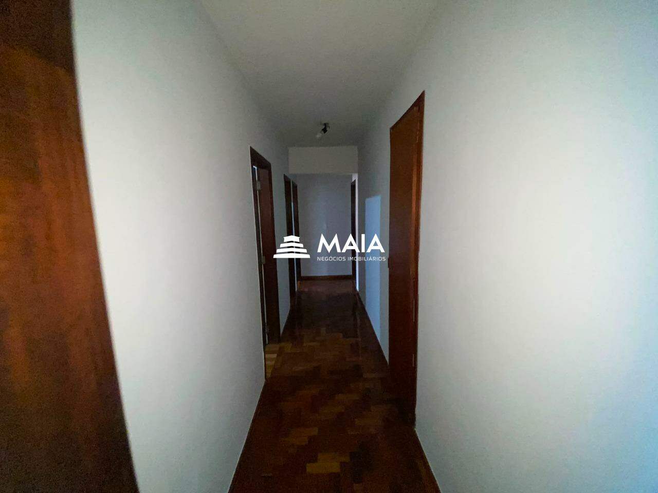 Apartamento para aluguel no Centro: 