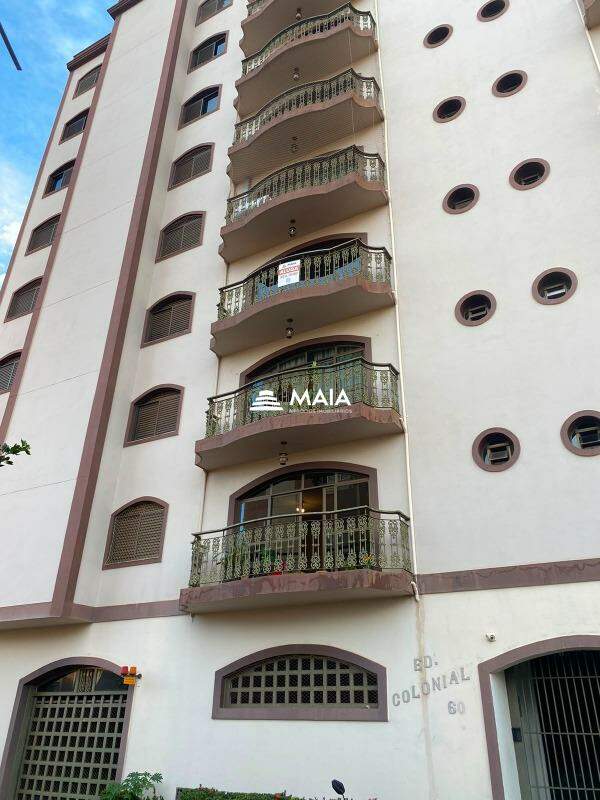 Apartamento para aluguel no Centro: 