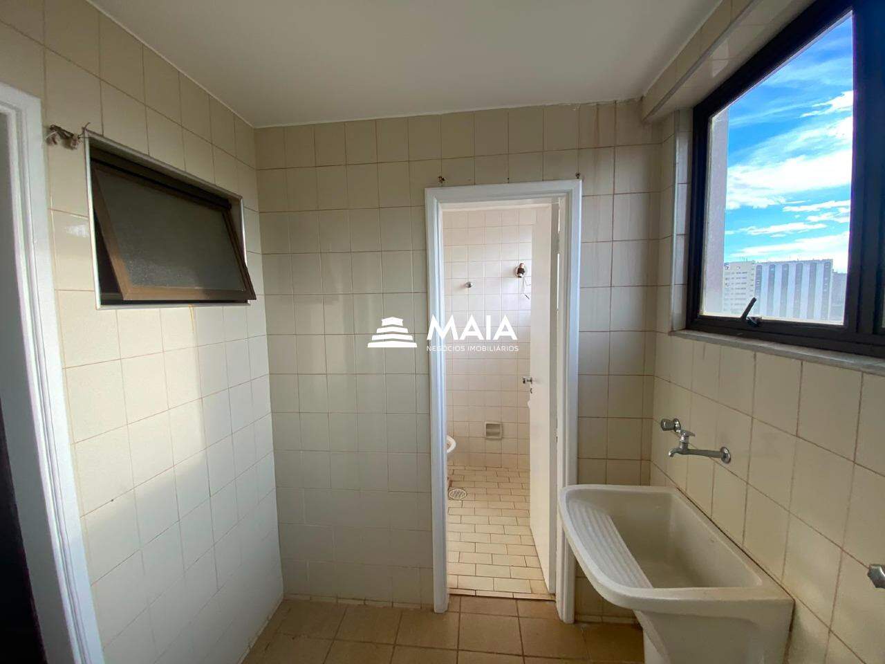 Apartamento para aluguel no Centro: 
