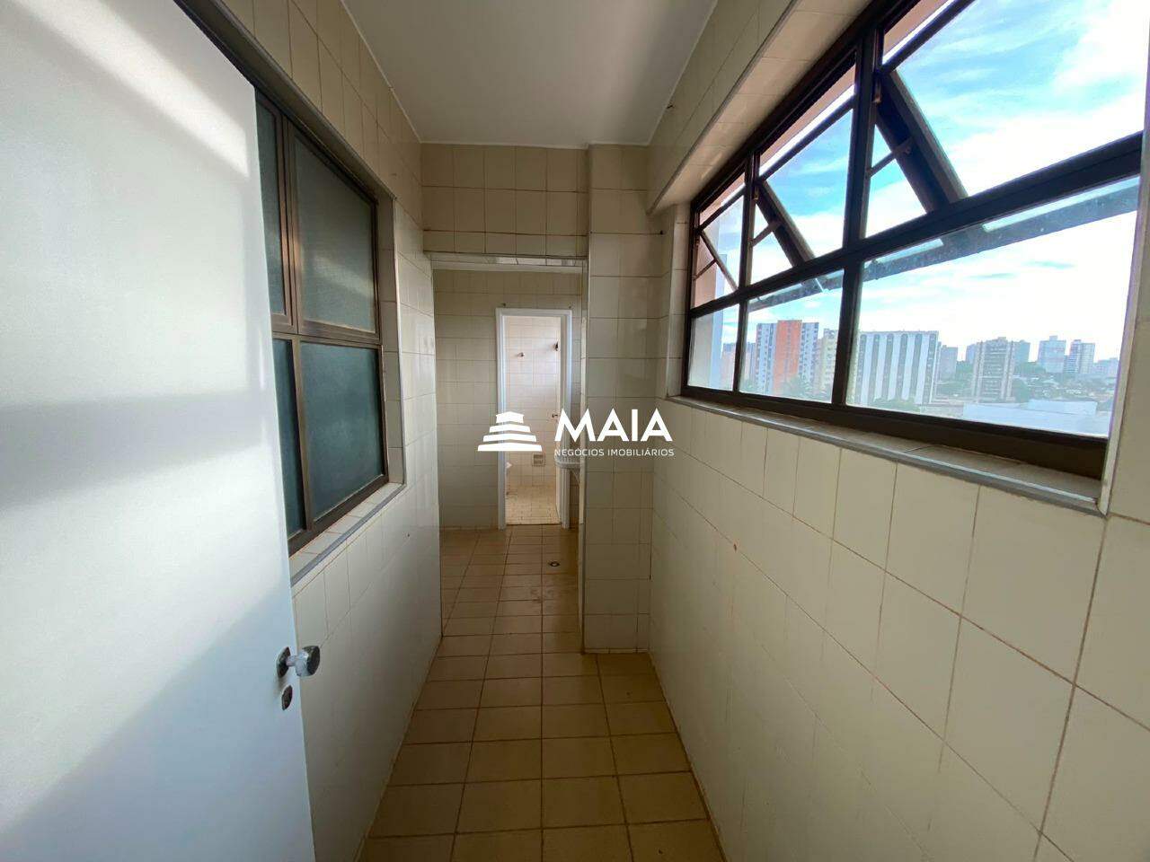 Apartamento para aluguel no Centro: 