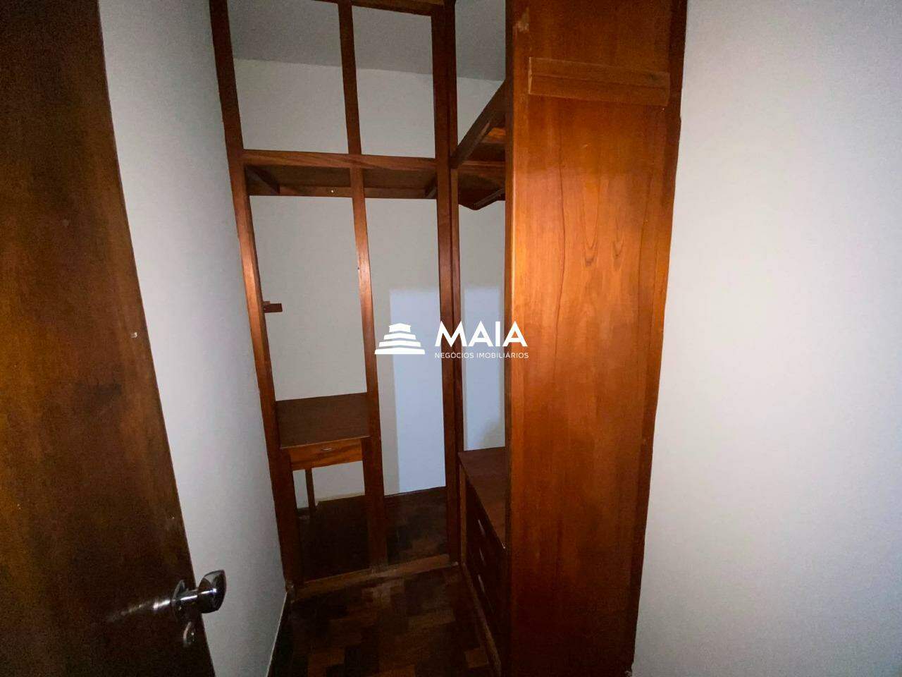 Apartamento para aluguel no Centro: 
