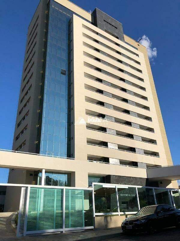 Comercial no Santa Marta