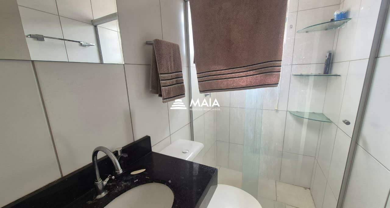 Apartamento à venda no Mercês: 