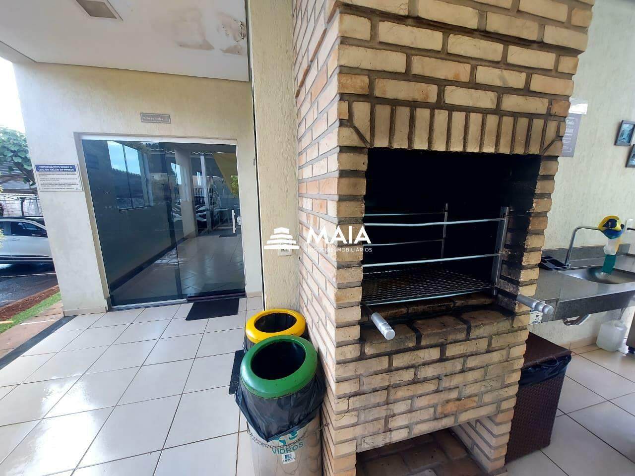 Apartamento à venda no Mercês: 