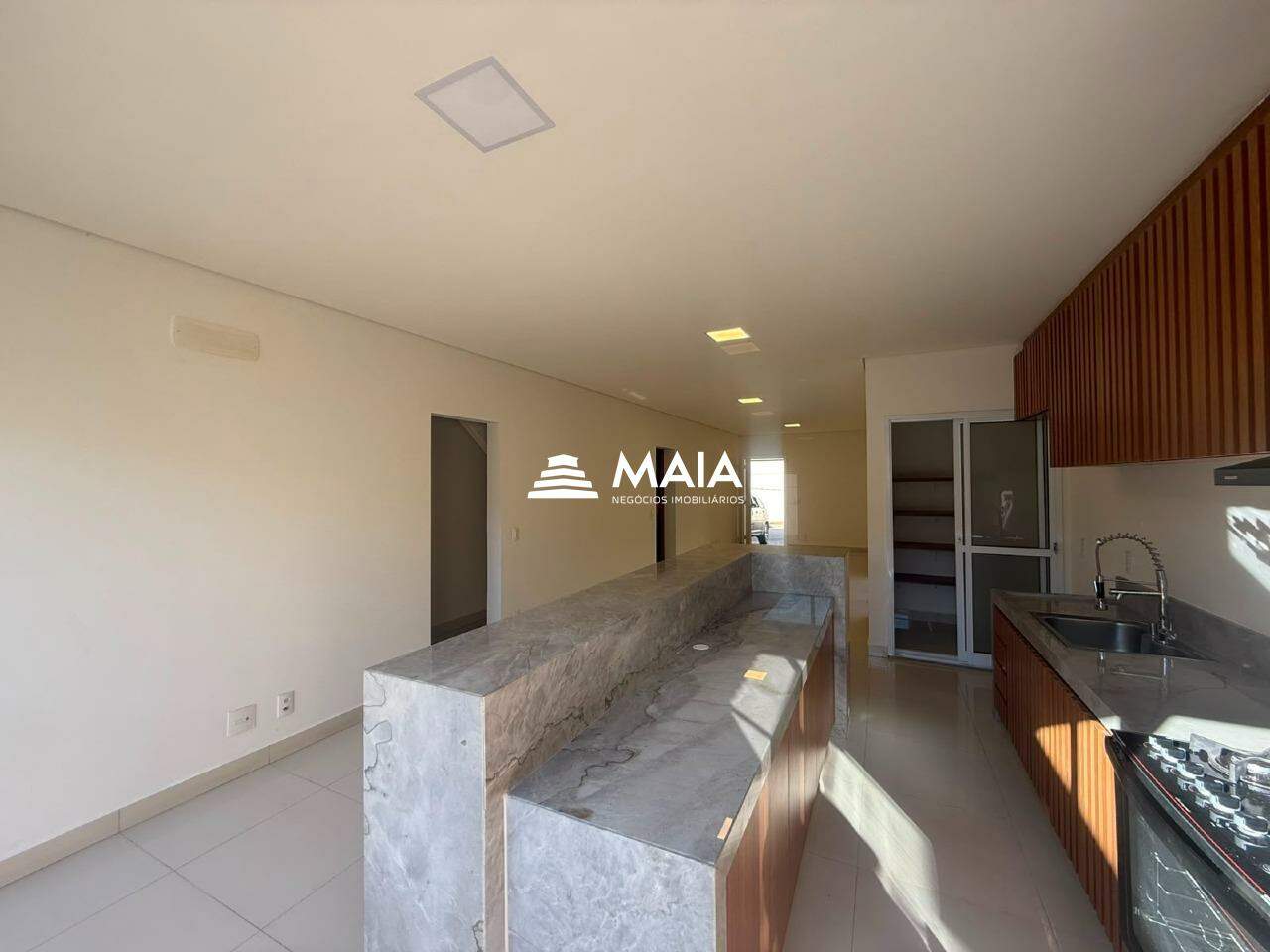 Casa de Condomínio à venda no Ayat, Club Residence: 