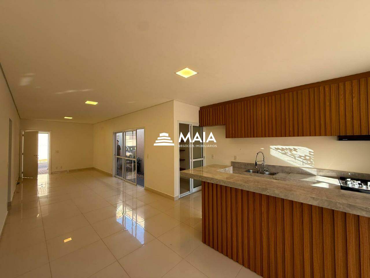 Casa de Condomínio à venda no Ayat, Club Residence: 